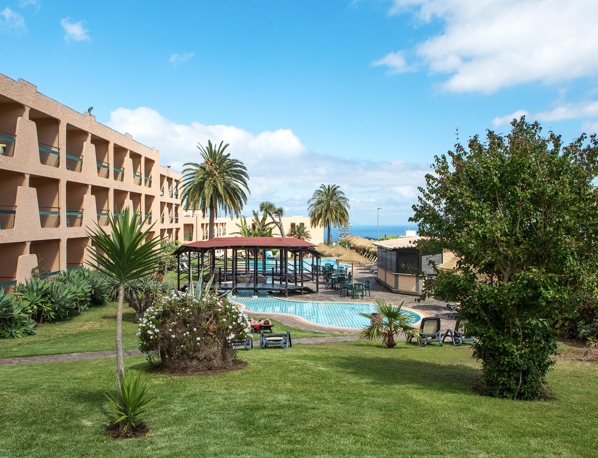 Dom Pedro Garajau Hotel Caniço Екстериор снимка