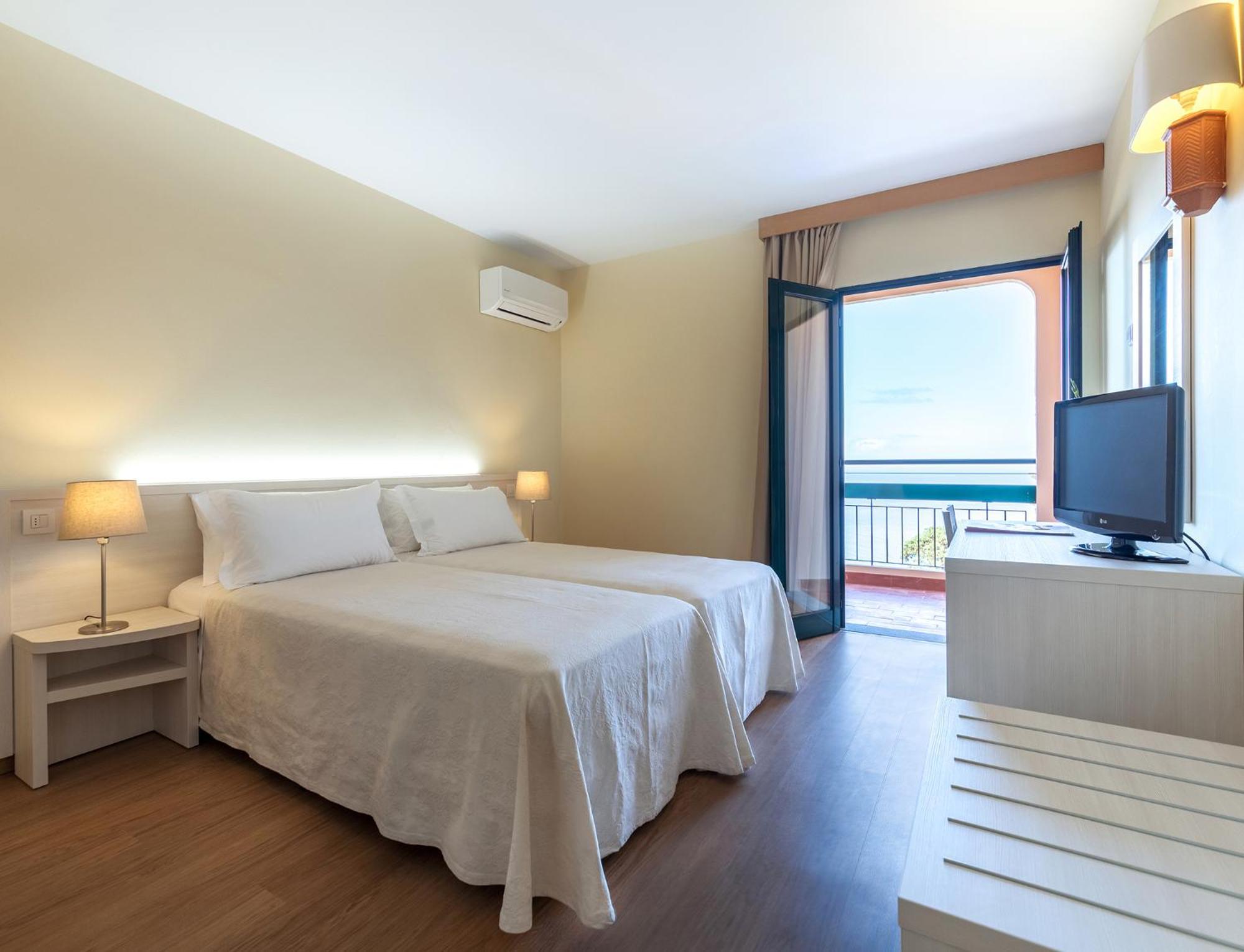 Dom Pedro Garajau Hotel Caniço Стая снимка
